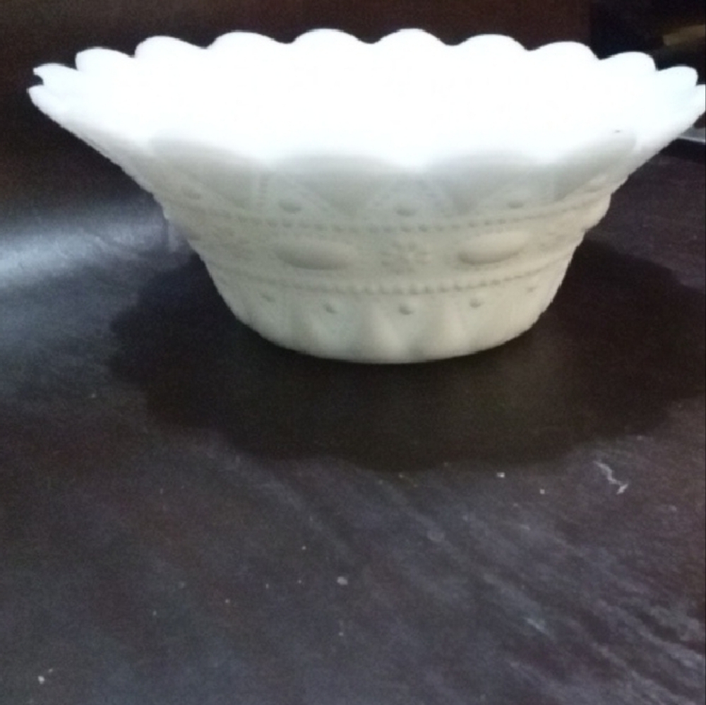 Lace and Dewdrop Milkglass Dish